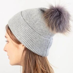 NWOT- Look Cashmere Brand- Gray Faux Fur Cashmere Pompom Hat